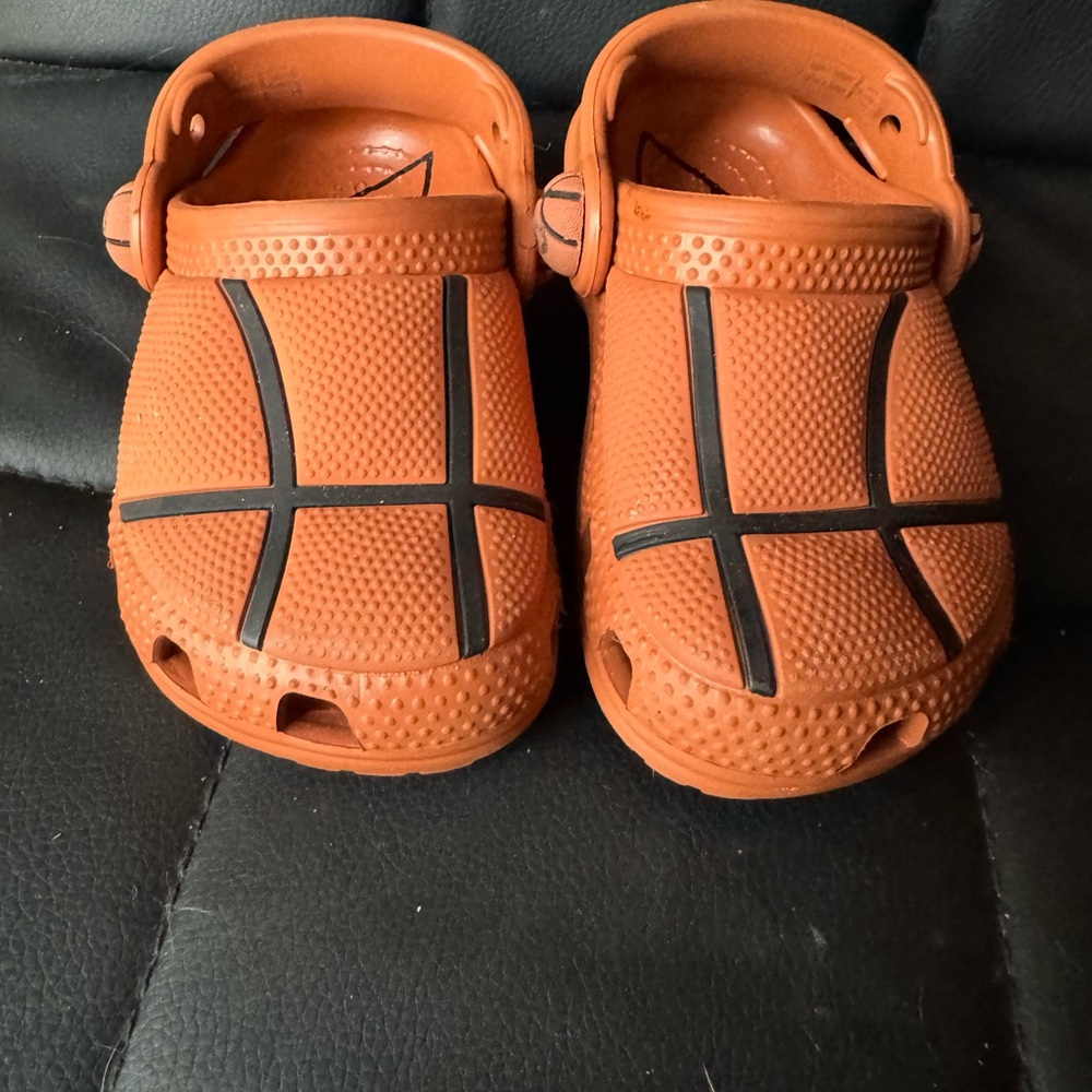 CROCS Kids Orange Basketball-Stripe Clogs